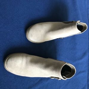 Blondo waterproof bootie